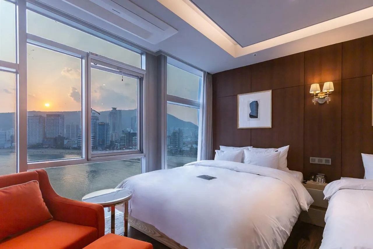 ** Отель H Avenue Gwanganri Beach Пусан Южная Корея