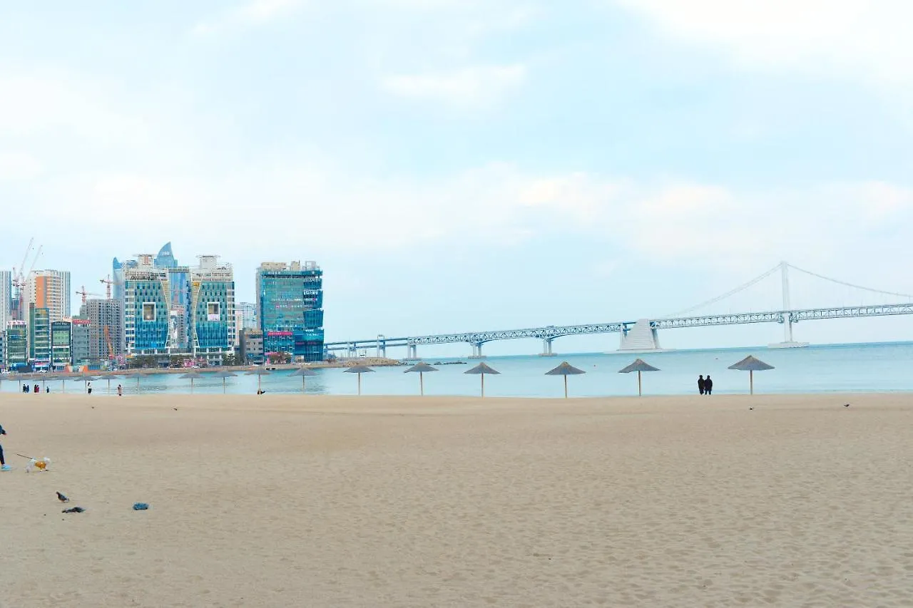 H Avenue Gwanganri Beach Busan