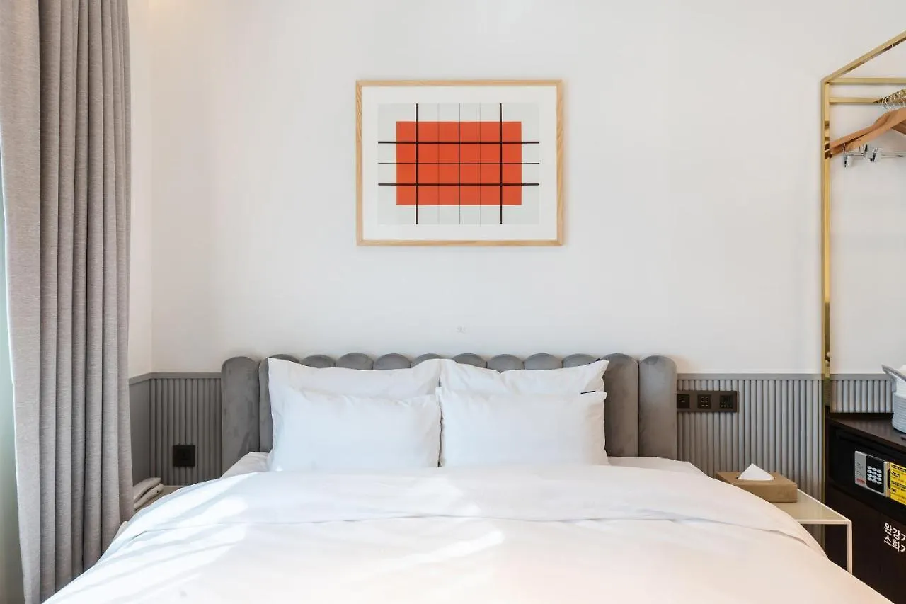 H Avenue Gwanganri Beach Пусан 2*,  Южная Корея