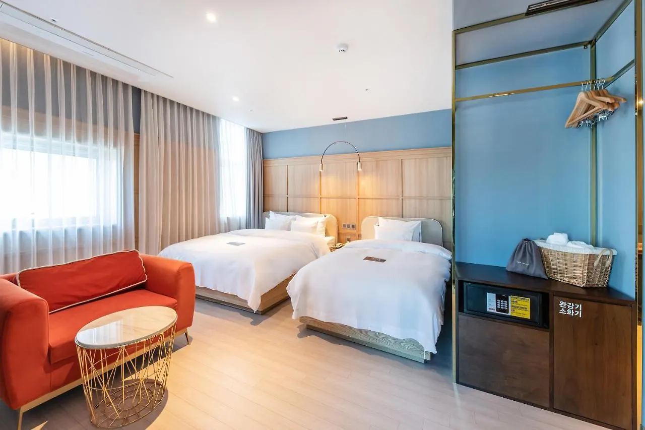 ** Отель H Avenue Gwanganri Beach Пусан Южная Корея