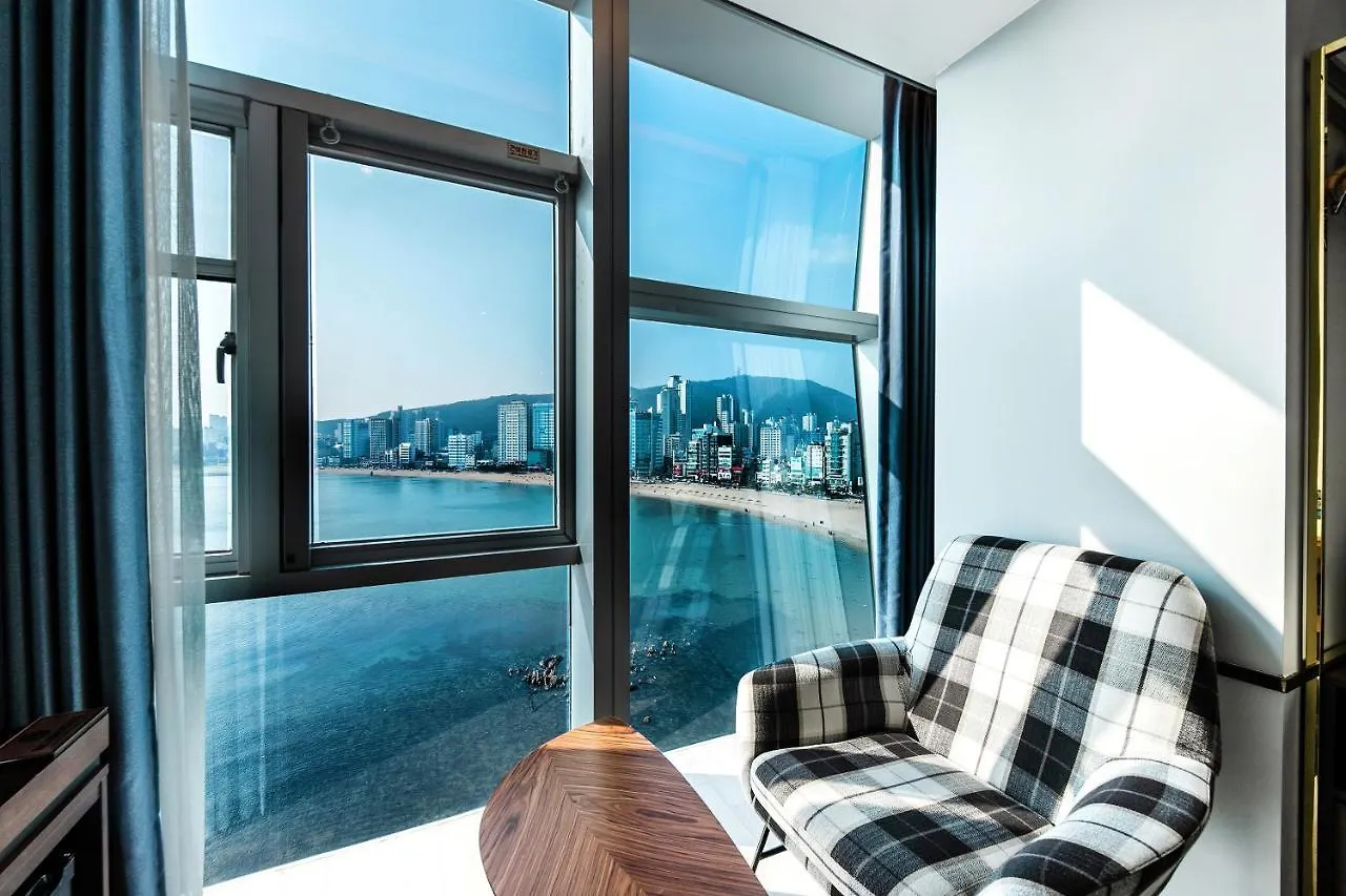 H Avenue Gwanganri Beach Пусан Отель