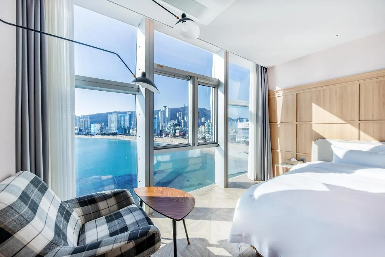 Отель H Avenue Gwanganri Beach Пусан
