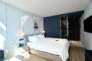 ** Hotel H Avenue Gwanganri Beach Busan Zuid-Korea