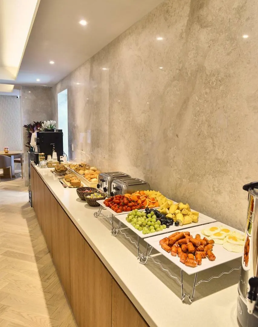 H Avenue Gwanganri Beach Пусан 2*,