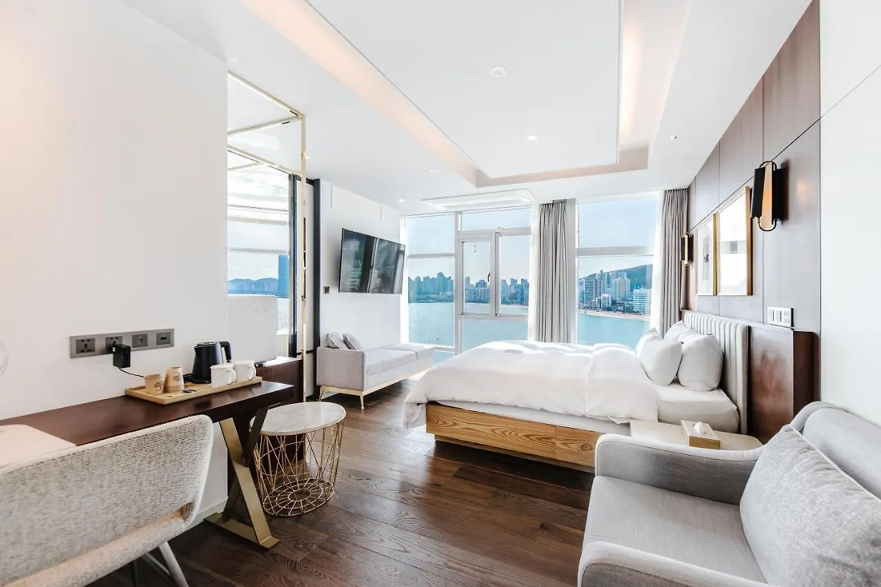 ** Hotel H Avenue Gwanganri Beach Busan Zuid-Korea